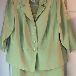 Two piece skirt suit